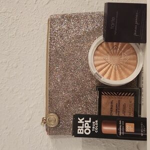 Bronzers And Illuminators
